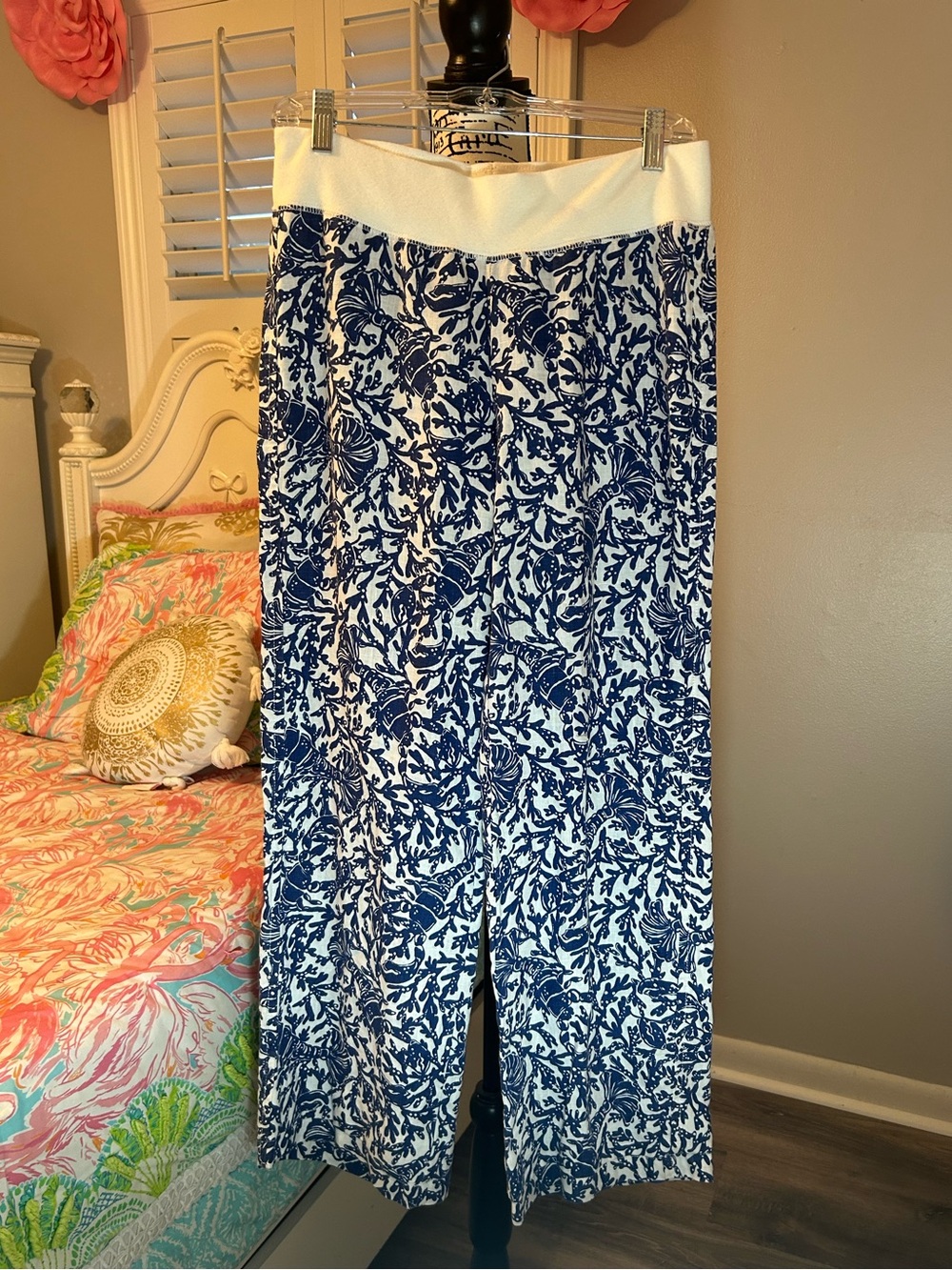 Lilly Pulitzer Beach Palazzo pants, Oyster Bay Blue Krillin It, Size Small